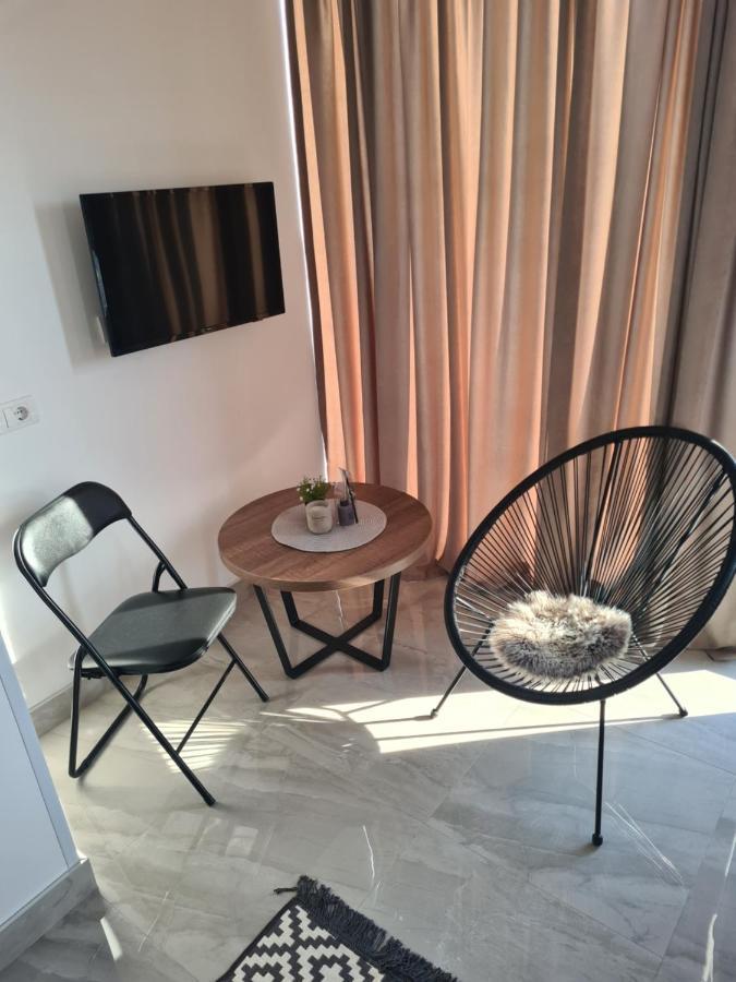 Glass Apartmani ノヴィ・パザル エクステリア 写真