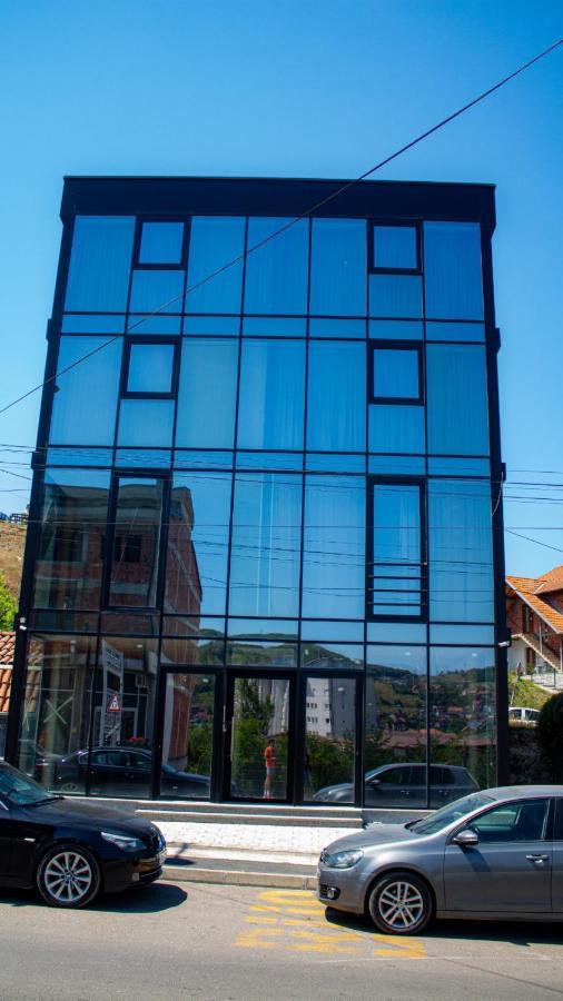Glass Apartmani ノヴィ・パザル エクステリア 写真