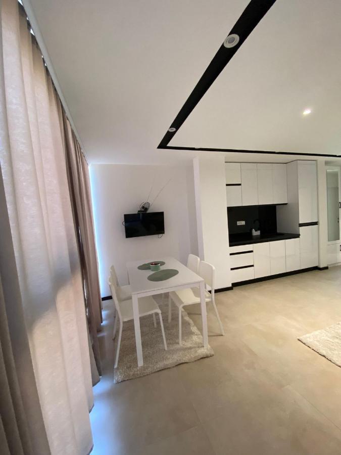 Glass Apartmani ノヴィ・パザル エクステリア 写真